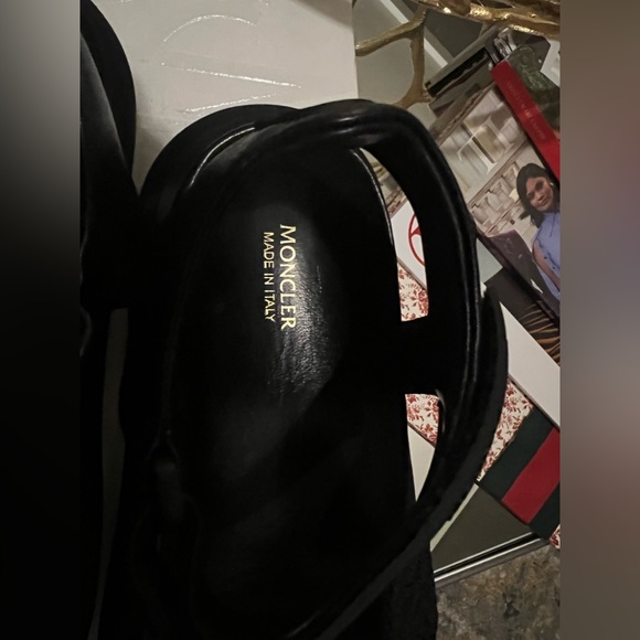 Moncler Catura sandals